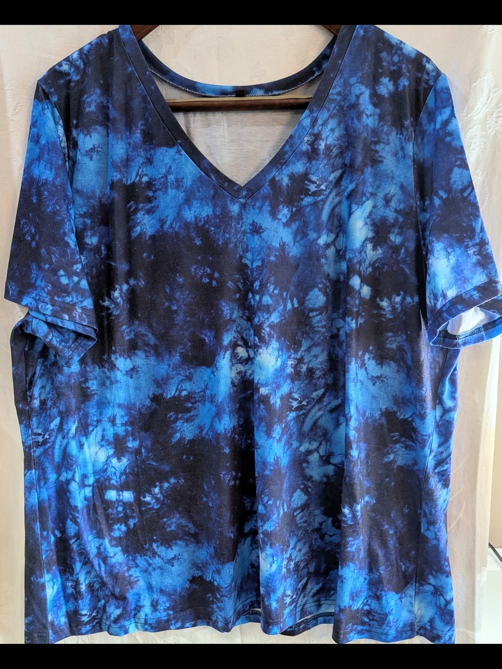 Women's V-Neck Tie-Dye Short Sleeve Swim Top - Blue